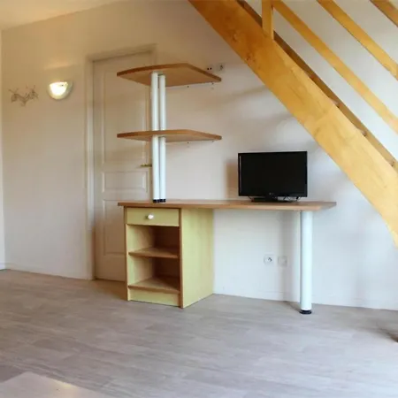 Apartment La Rochelle, 3 Pieces, 6 Personnes - Fr-1-246-8