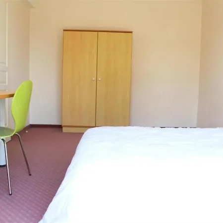 Apartment La Rochelle, 3 Pieces, 6 Personnes - Fr-1-246-8 La Rochelle (Charente-Maritime)