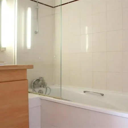 Apartment La Rochelle, 3 Pieces, 6 Personnes - Fr-1-246-8 *